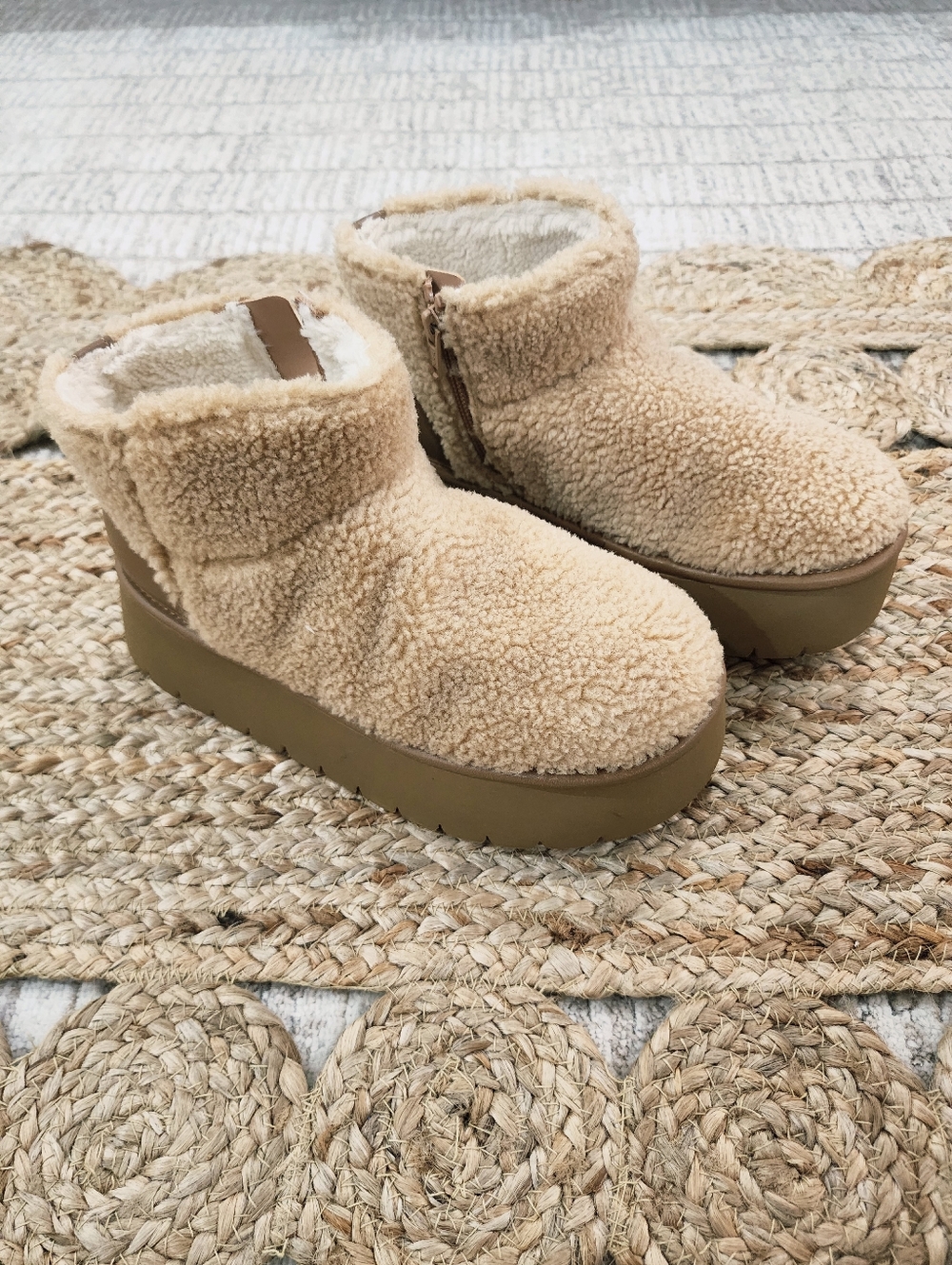 Wild Fable Womens Boots